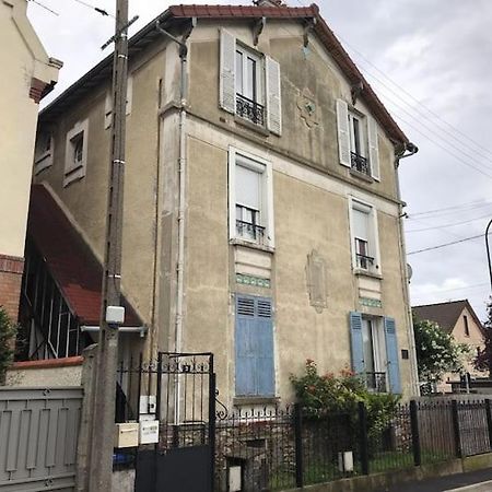 Appartement Simple Sur Argenteuil, Proche Paris Luaran gambar